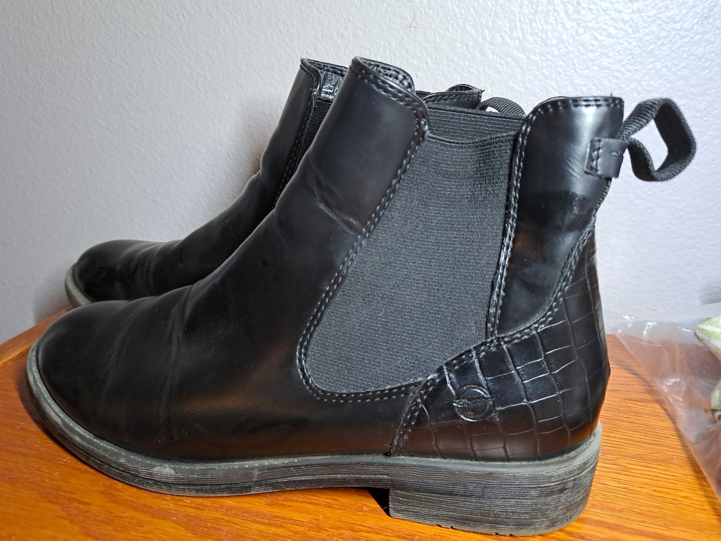 Tamaris Germany Wortmann KG Black Boots Size 41 US 9.5-10 Faux Leather Slip-on