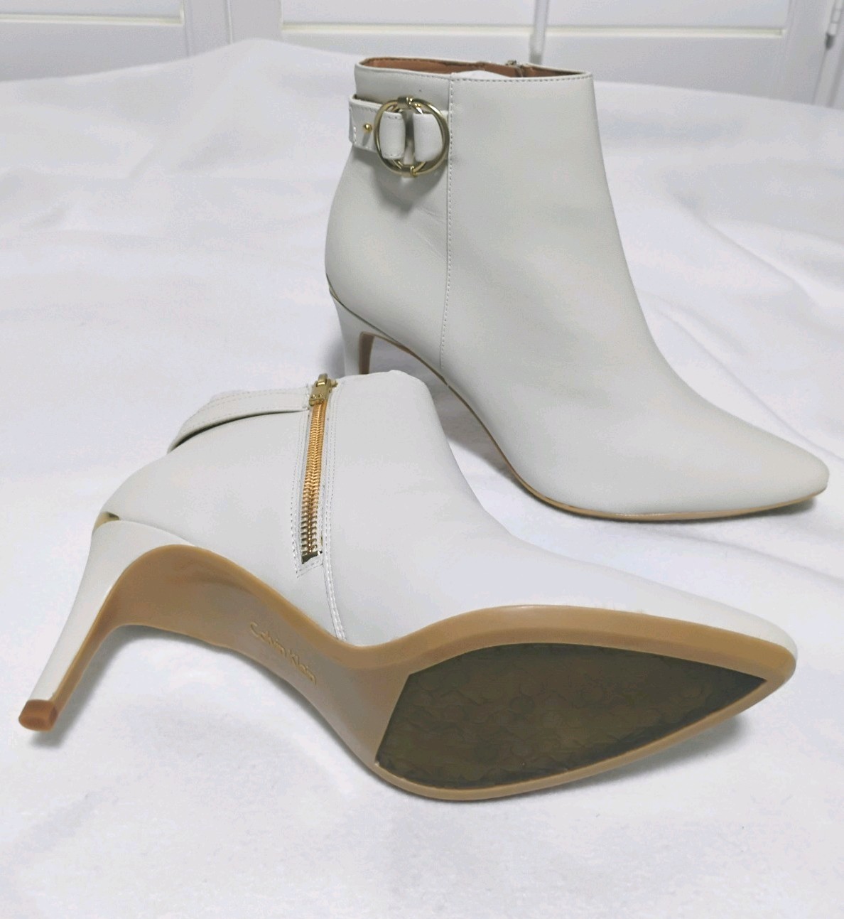 Calvin Klein Jailene Leather Cow Silk Women’s White Zipper Booties Size 9.5 M