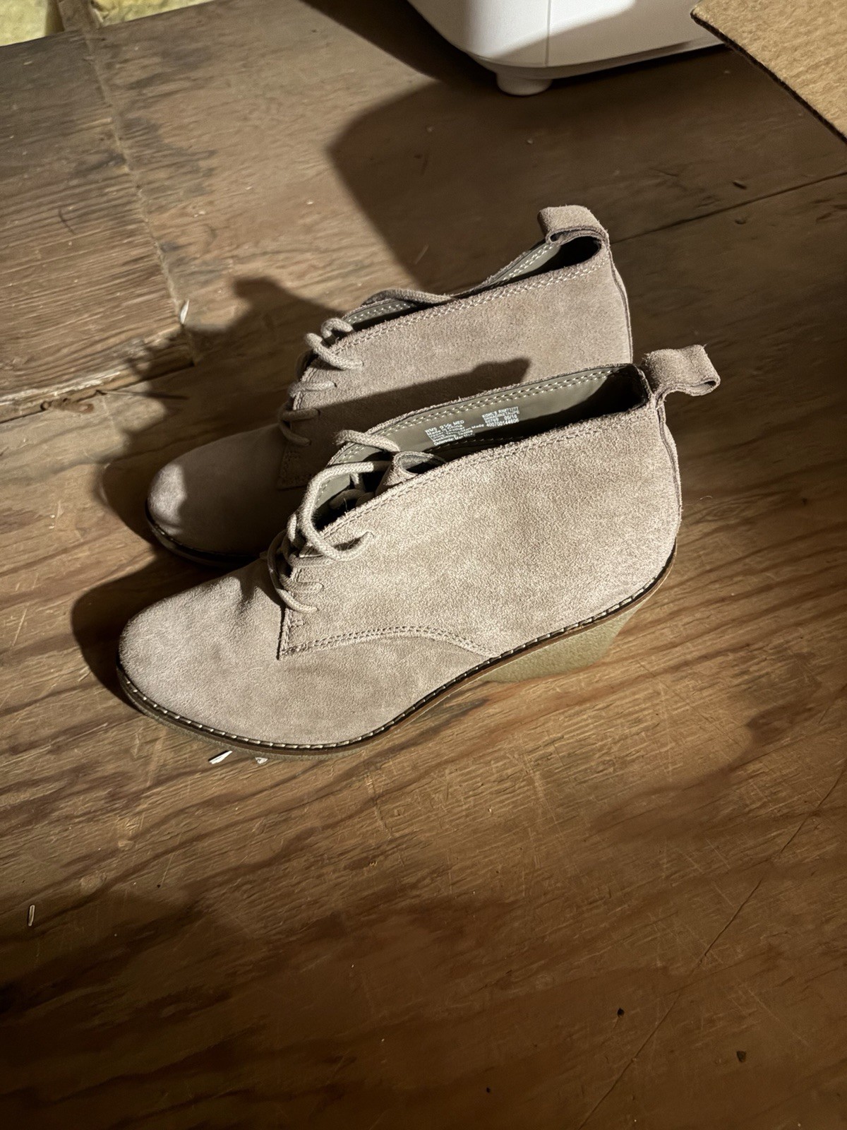 Sonoma Nadine Chukka Ankle Boots Leather Taupe Lace Up Wedge Round Toe 9.5 M