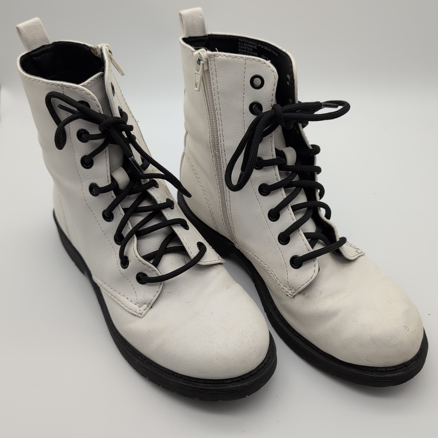 Time and True Women’s High Top Combat Boots With Black Laces 8 Memory Foam