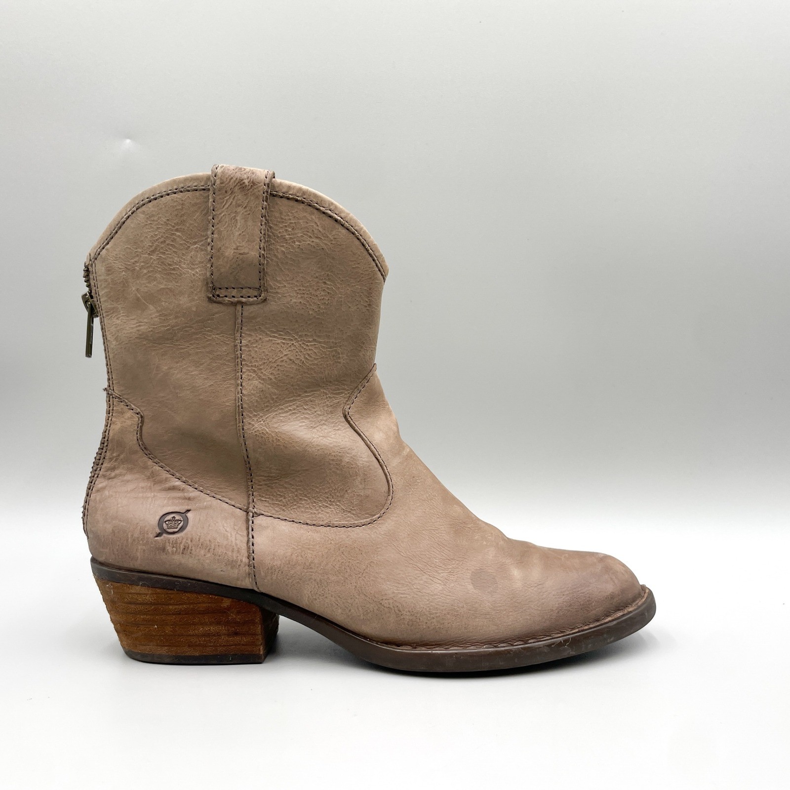 Born Womens 8M Wynd Boot Distressed Taupe Leather Western Zip Boho Rustic Casual