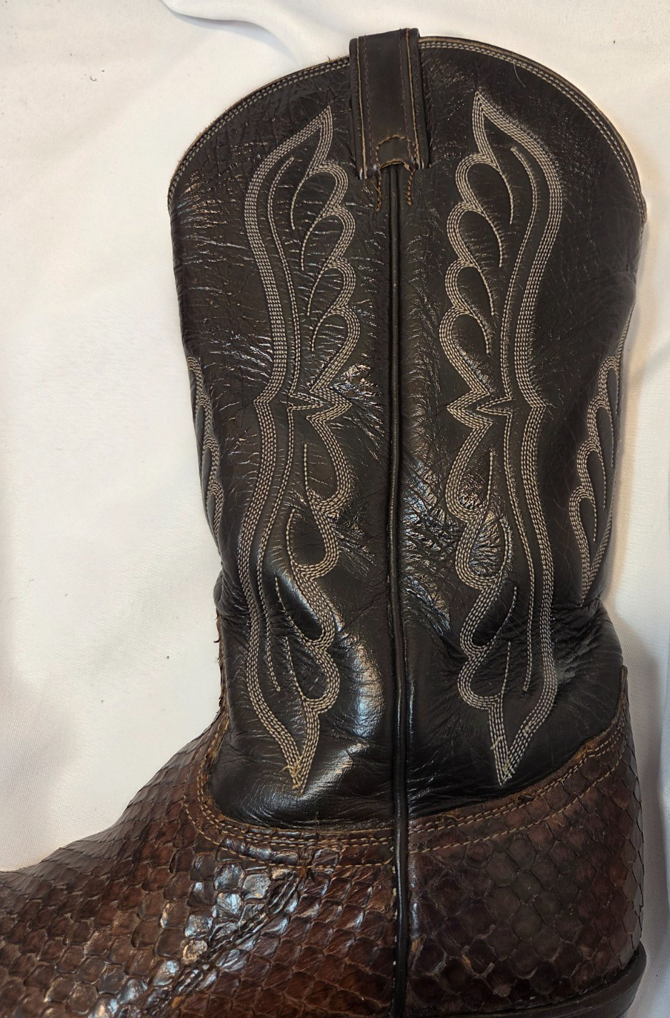 Tony Lama Brown Snakeskin Leather Western Style Cowboy Boot Size 7.5B