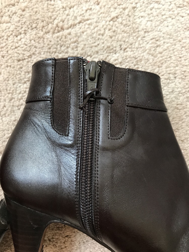 Donald J Pliner Brown Leather Ankle Boots Sz 6 M