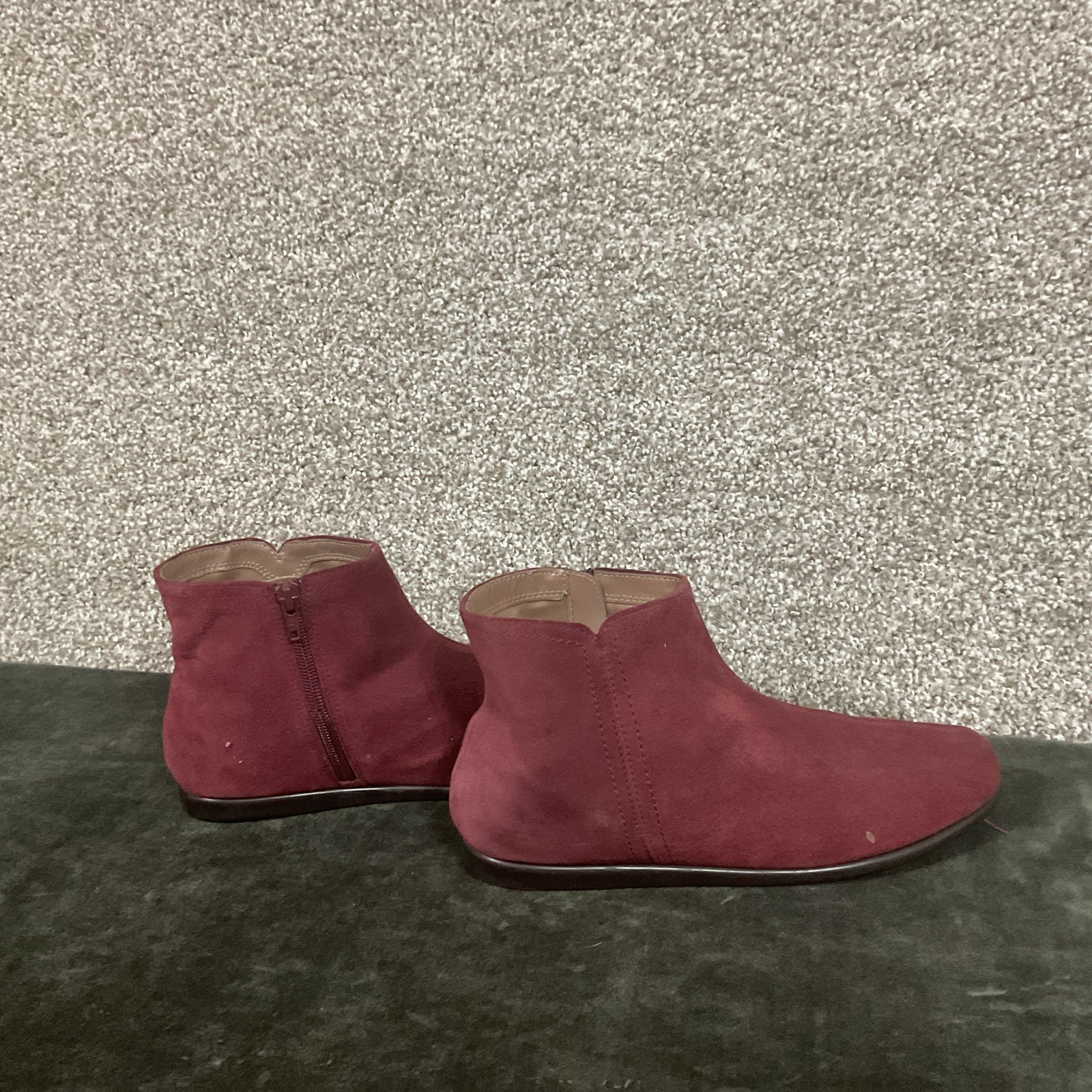 NIB Aerosoles Willingly Ankle Wine Pull On Flat Boots Booties Sz 9