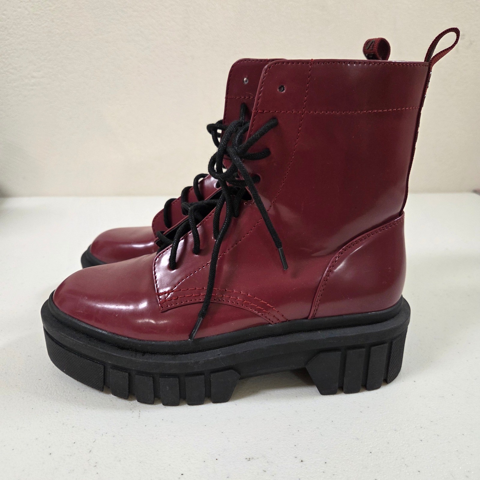GUESS Burgundy Red Patent Combat Boots Platform Lug Sole Lace Up Size 7.5M