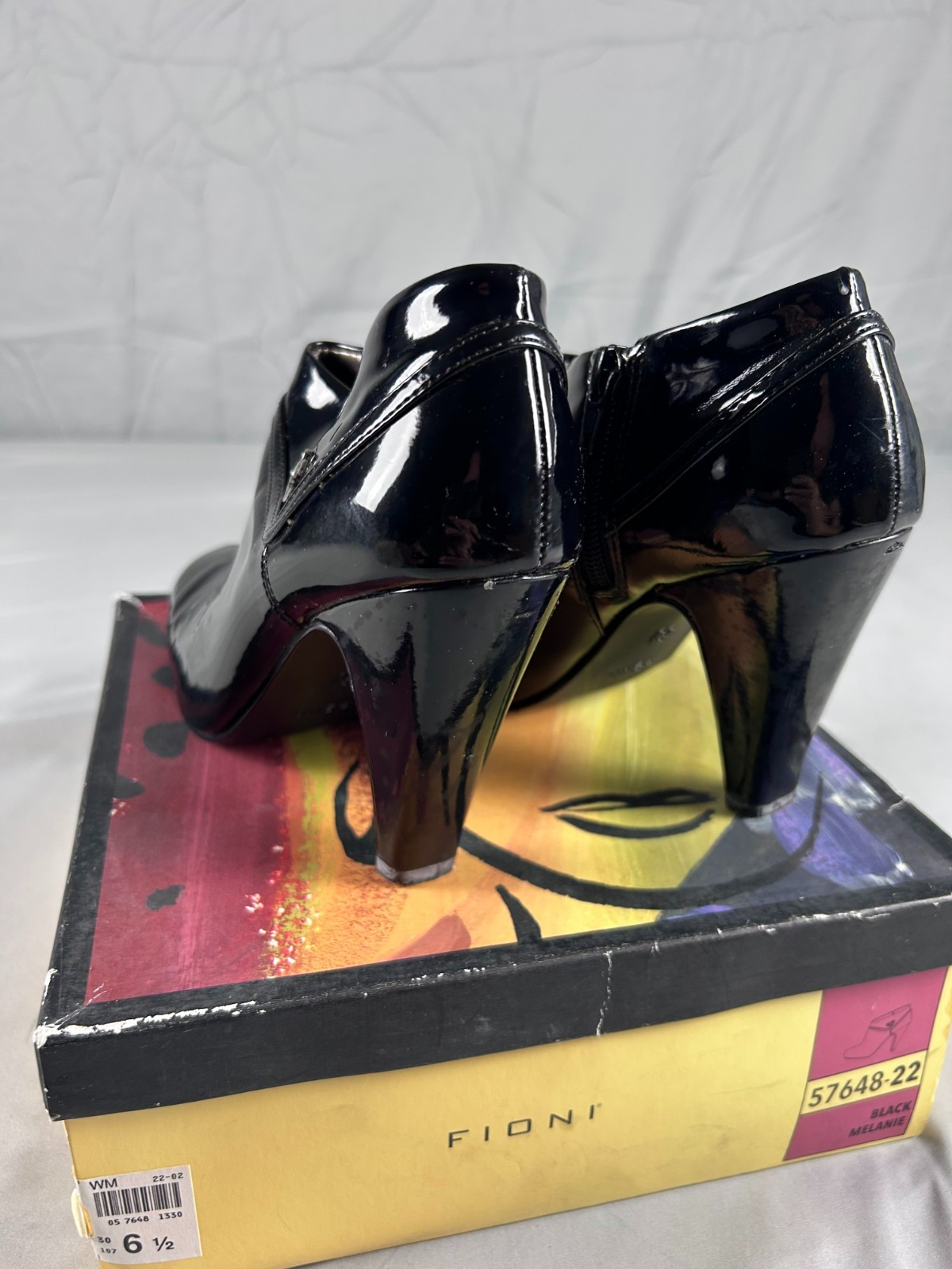 Fioni Womens Ankle Boots Size 6.5 Black Patent Heeled Booties Chic Minimalist
