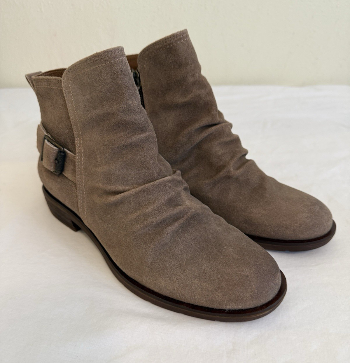 Sofft Brookdale Booties Women’s Suede Ankle Boots Taupe Size 9M Zip Moto Slouchy