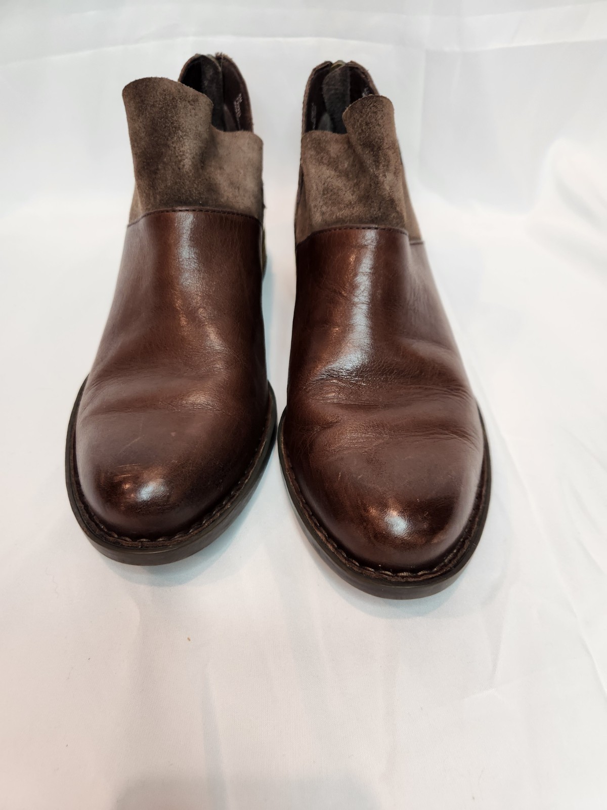 Børn Brown Leather Ankle Bootie Zip Women’s Boots Karava Size 8M boho