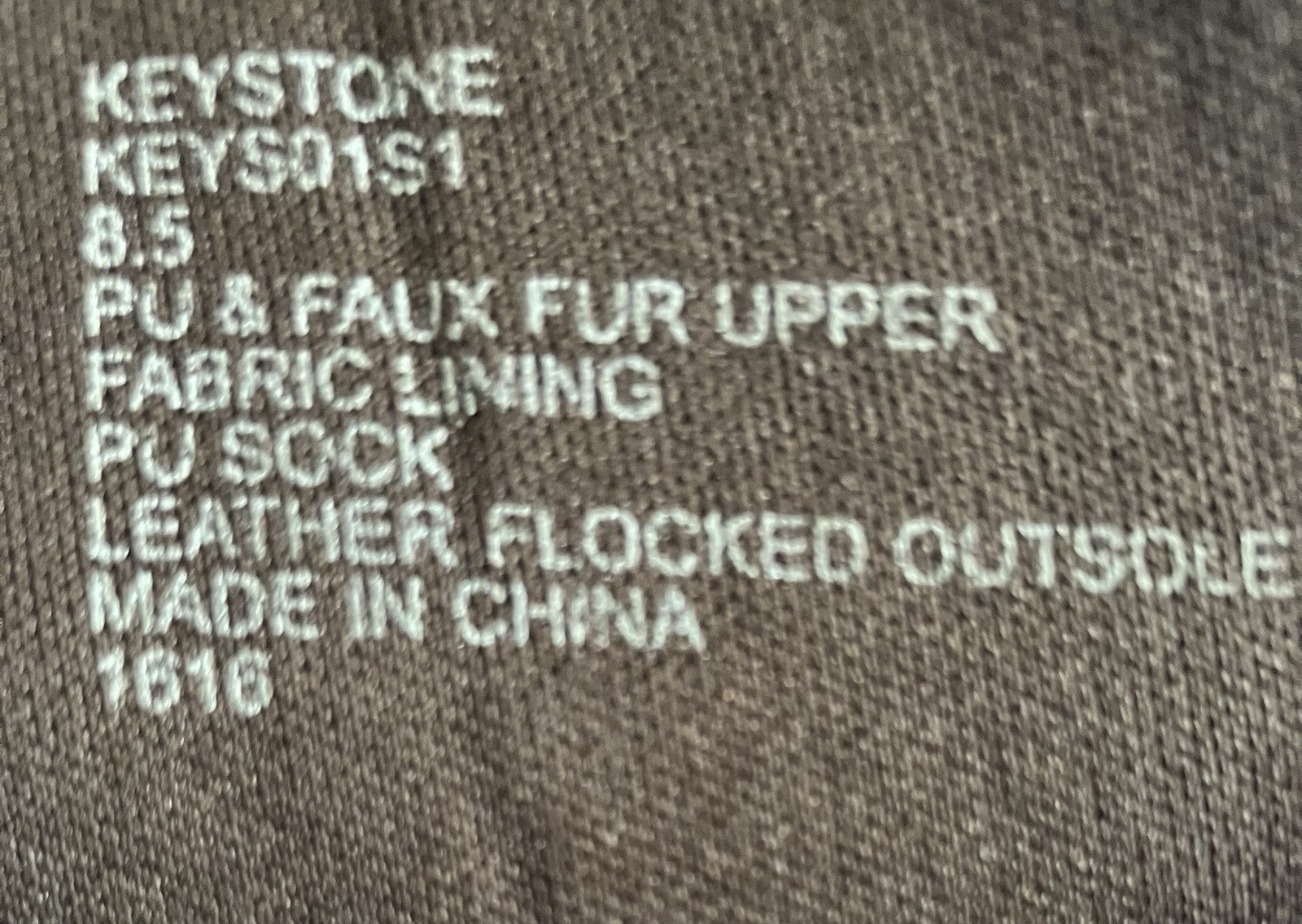 Size 8.5 Women’s Steve Madden Keystone Faux Fur Top Boots in Brown/Beige. NWT.