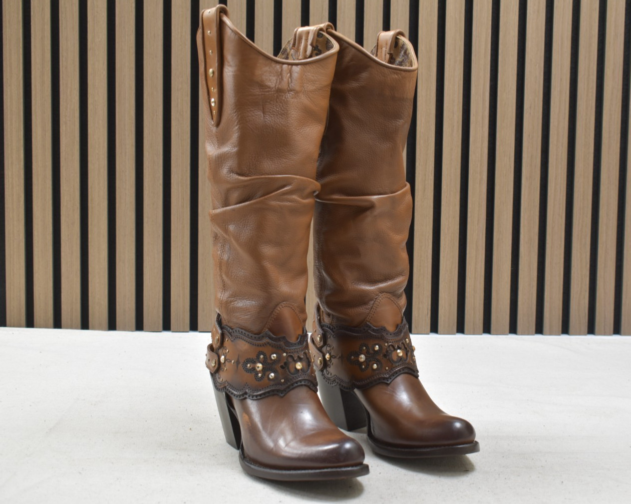 Cuadra Ladies Honey Laser Crystals Round Toe Cowhide Leather CU720 US Size 6 M
