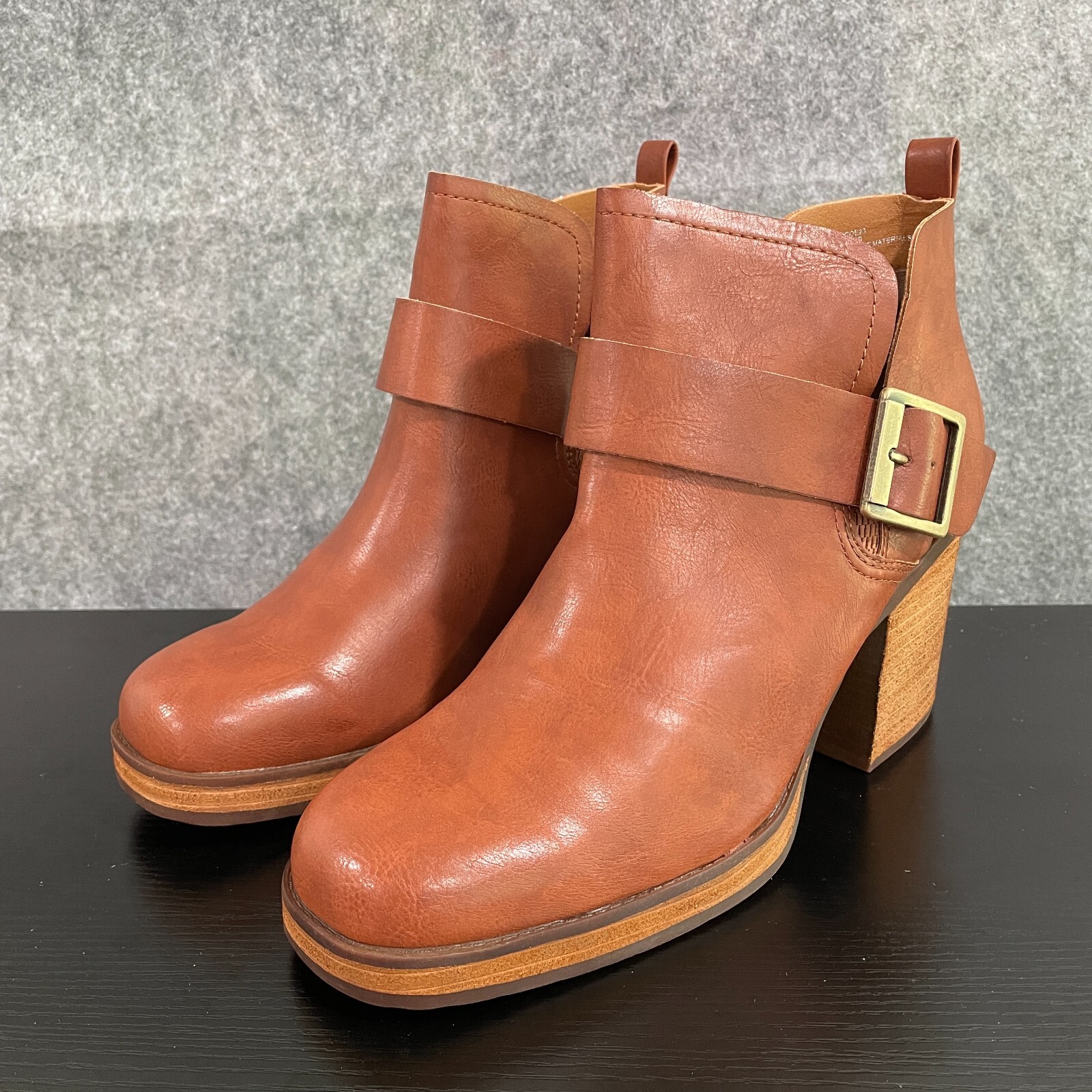 Korks Kari Boots Womens 11 Brown Wooden Platform Buckle Comfort Padded Booties