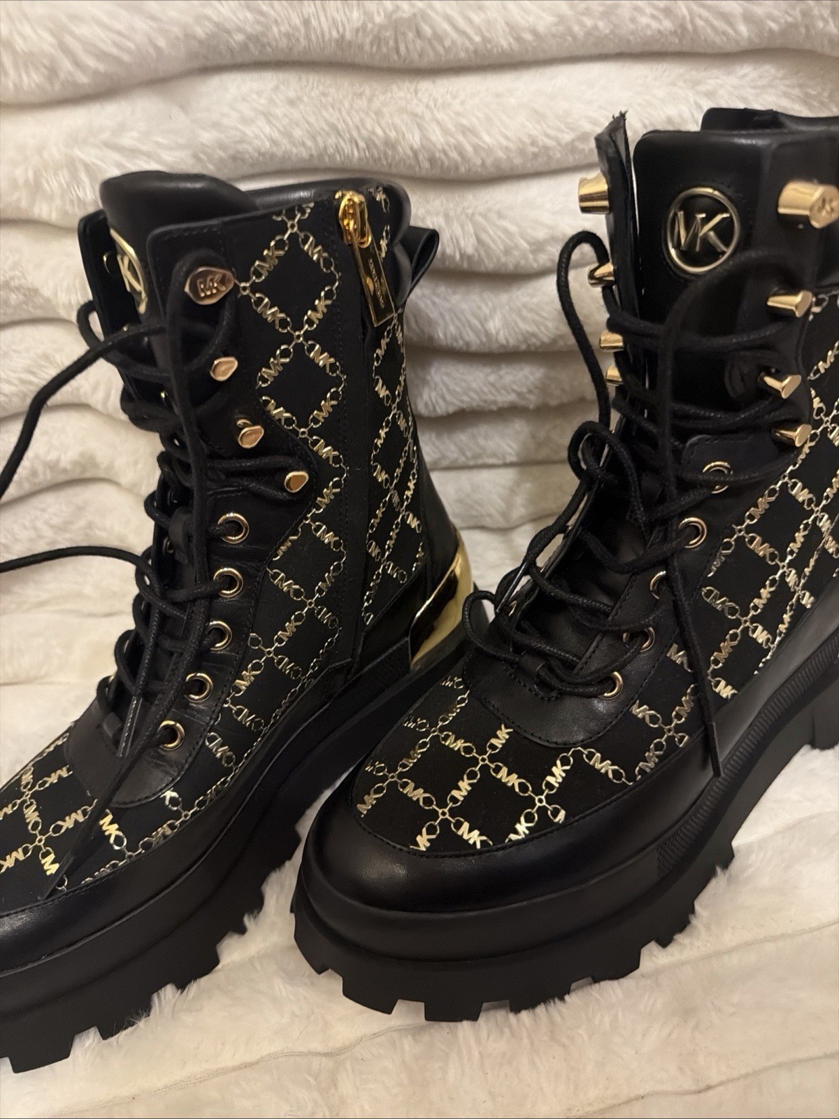 Michael Kors Rowan boot is both practical and stylish.