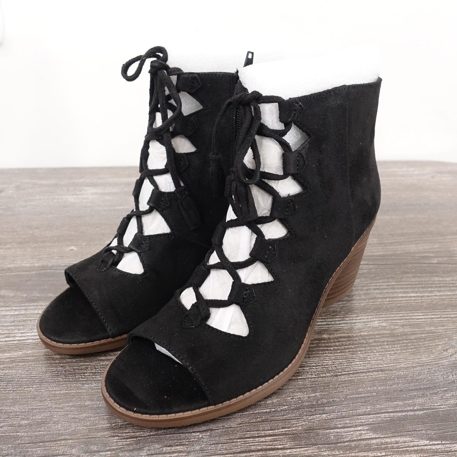 New! Frye And Co Azure Booties Womens Size 6 Black Suede Tasseled Ankle