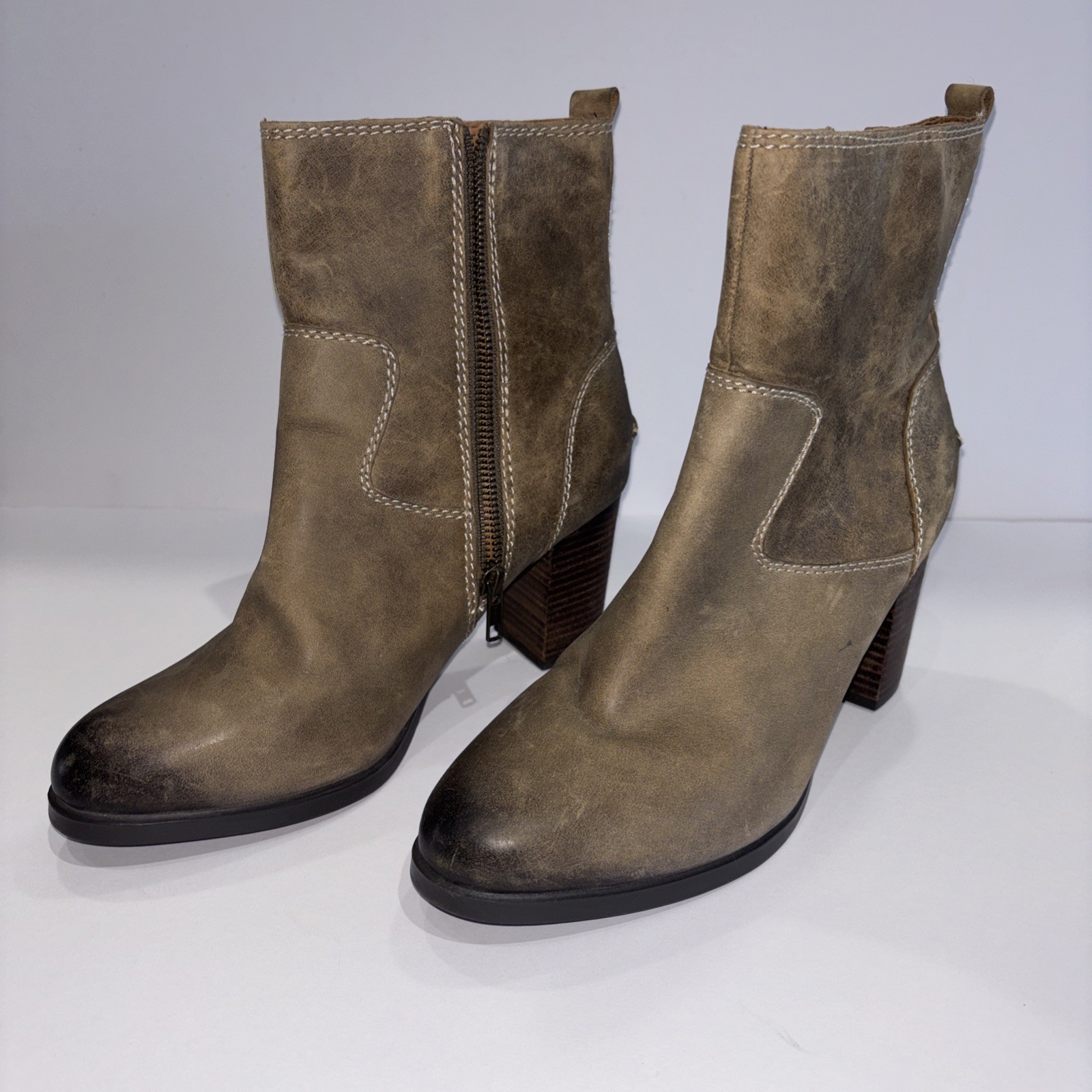 Sperry Top-Sider Dasher Grace Heeled Ankle Boots Distressed Leather Size 10M