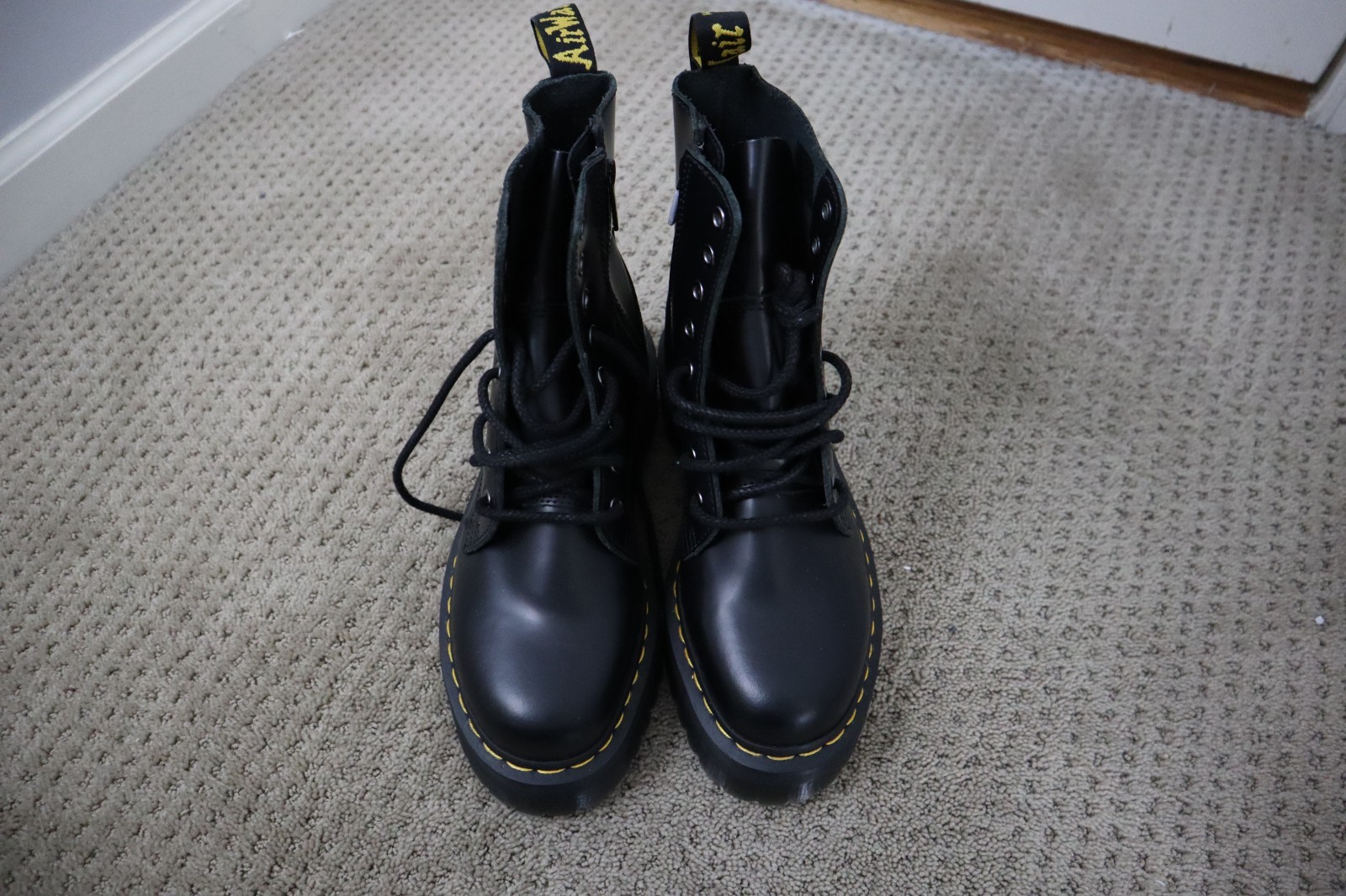 Doc Martens Size 8 Jadon Smooth Platform Boots
