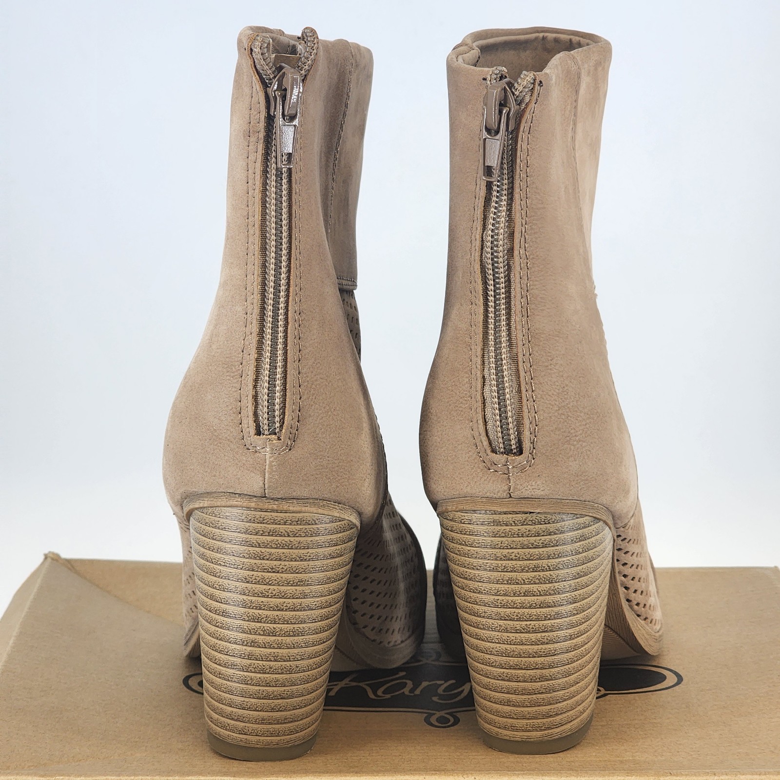 Karyn’s Collection Ankle Boots Womens 8 Brown Block Heel Zip Faux Leather Bootie