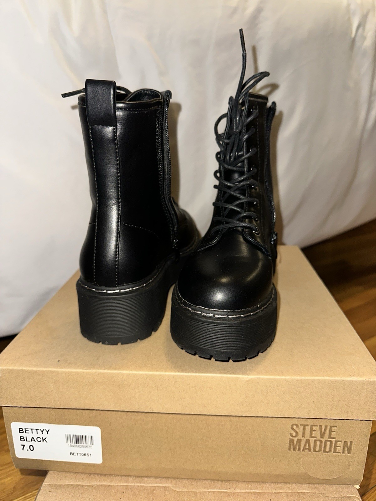 Steve Madden Bettyy1 Women’s Betty Combat Boot Black