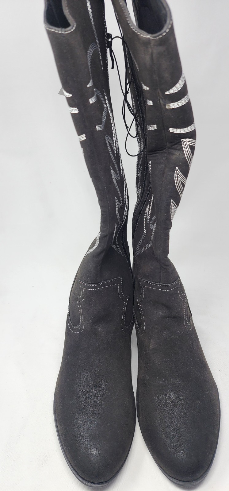 Torrid Tall Shaft Heeled Western Boots Black Embroidered Size 13WW Wide Calf NWT