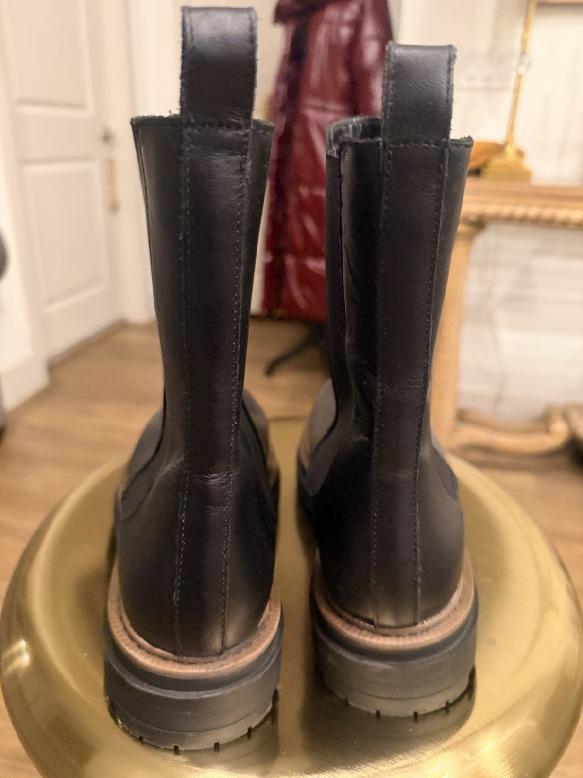 Steve Madden Chelsea Explorer Black Leather Booties Lugsole Boots Size 8 Rare