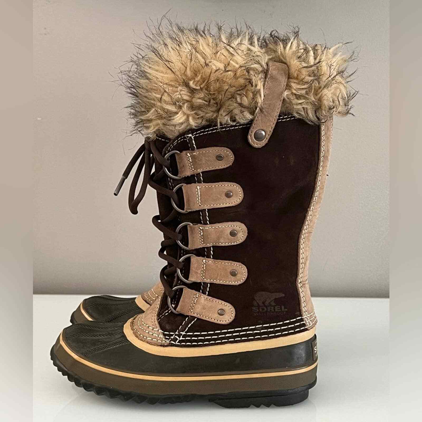 Sorel Joan of Arctic Winter Lace Up Boots 5