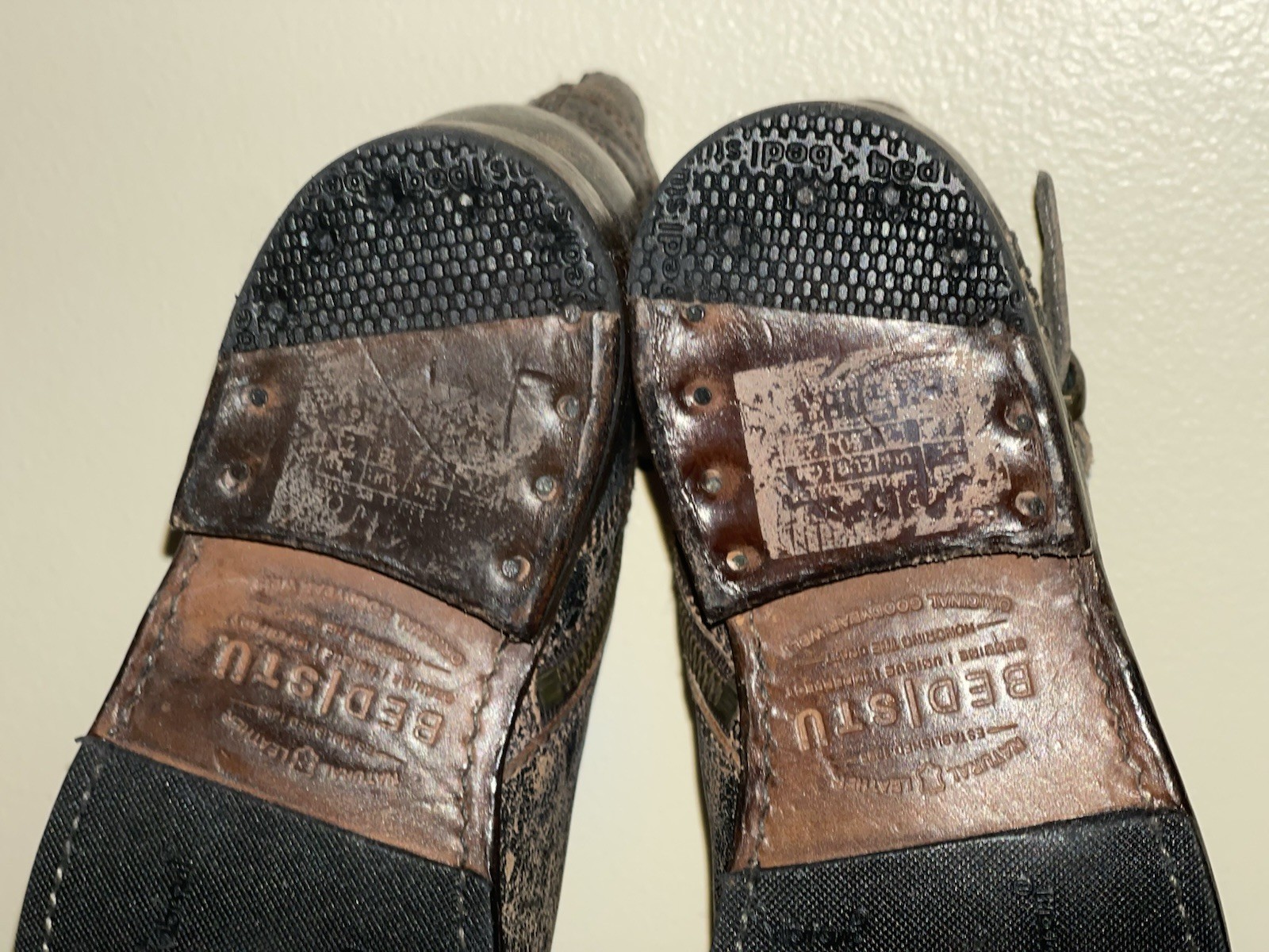 Bed Stu Becca Size 6 Women’s Black/Brown Rustic Leather Zip Sides Boots