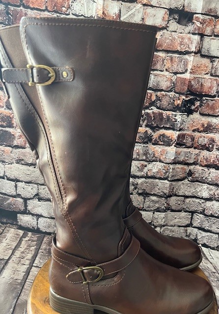 Woman’s Brown Knee High Riding Boots Size 6.5