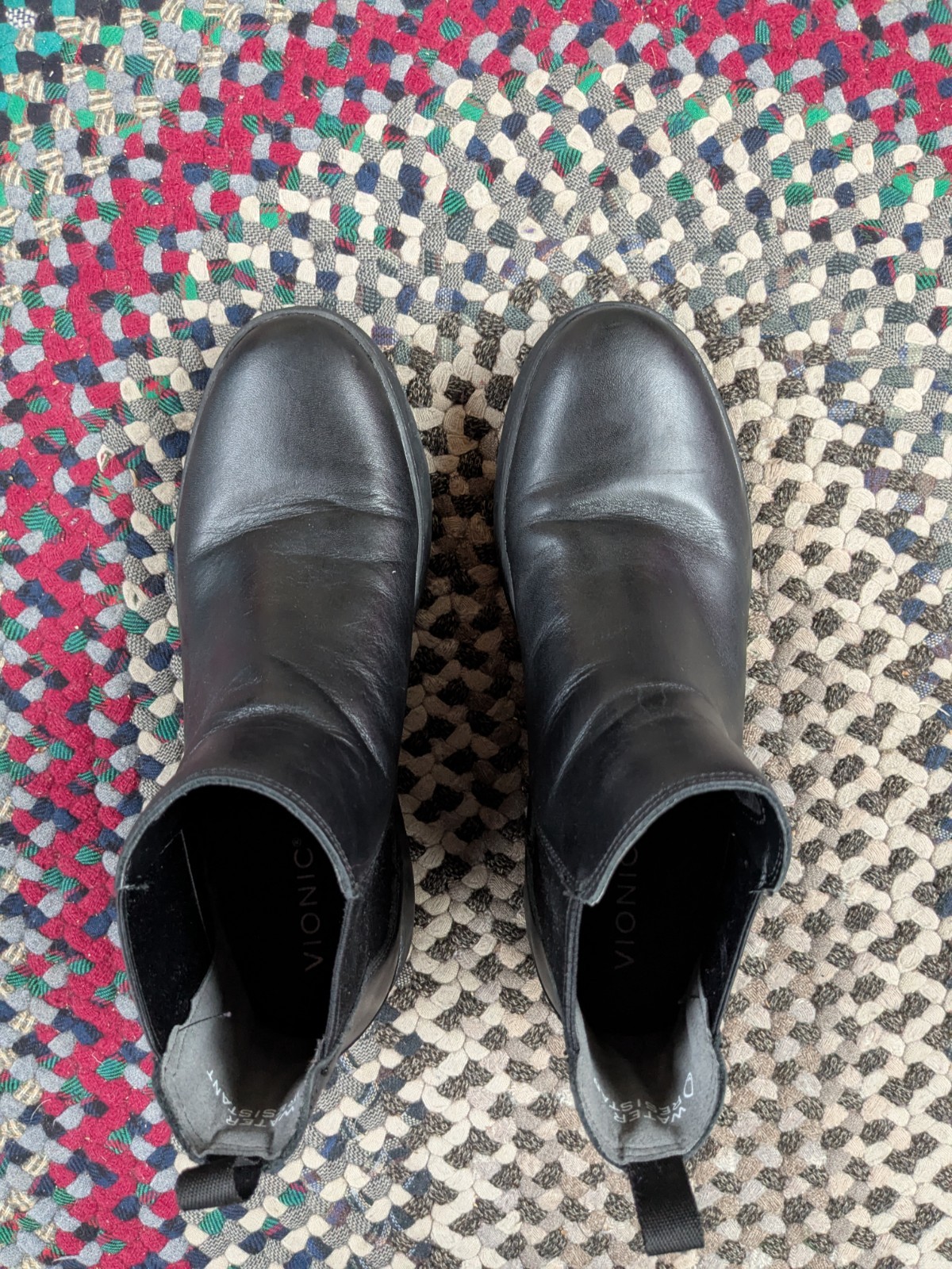 Women’s Black Water Resistant Leather Vionic ‘Evergreen’ Boots Size 9.5