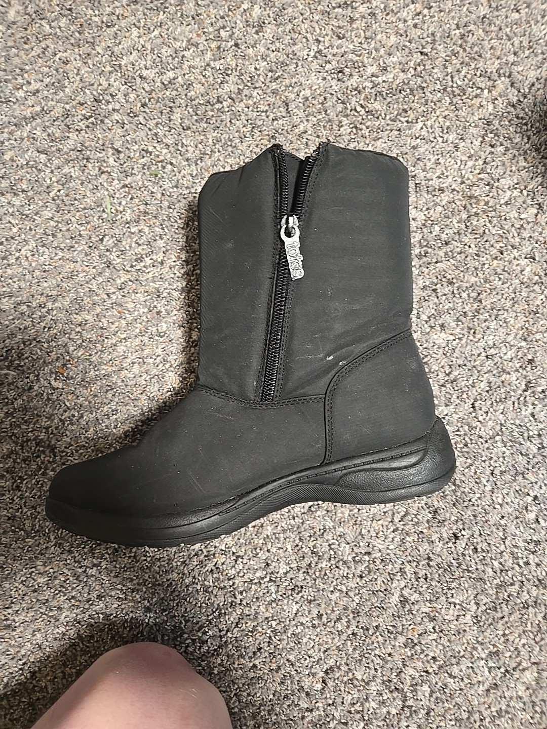 Totes Boots Black Womens Size 8