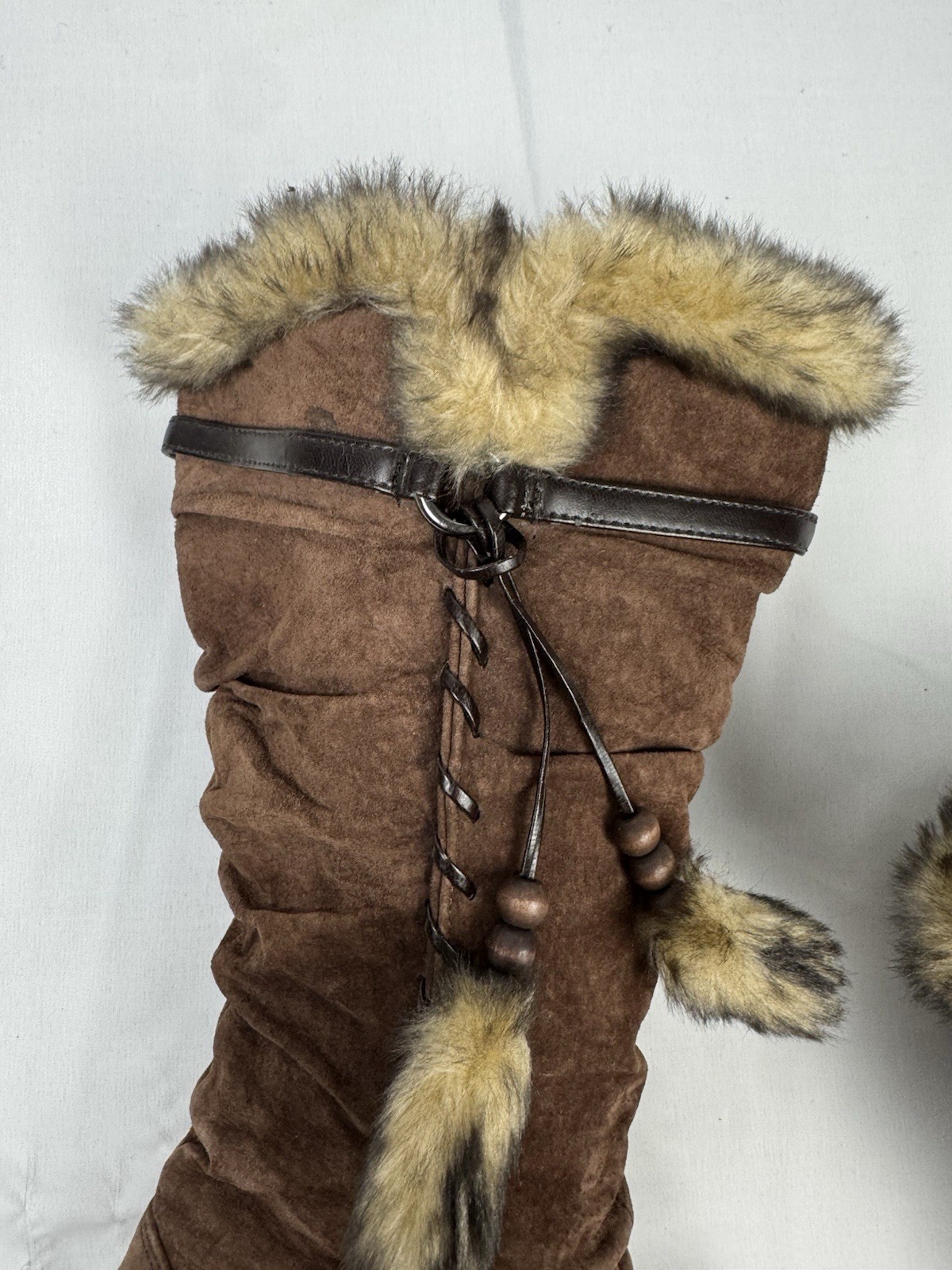 Brown Suede Wedge Boots Faux Fur Trim Y2K Fairy Snow Bunny Tasseled Size 6.5/7