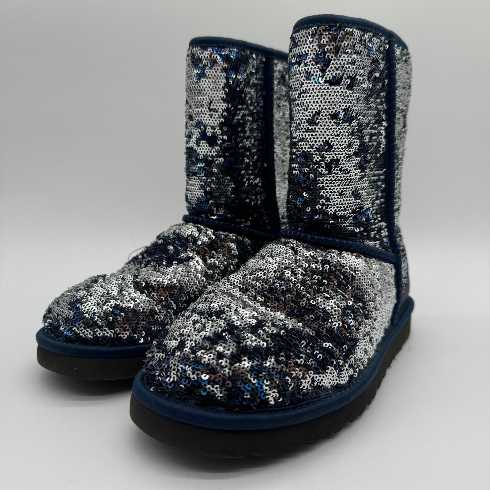 UGG Classic Short Sparkles Women’s Sequins Boots Deep Blue Size 8