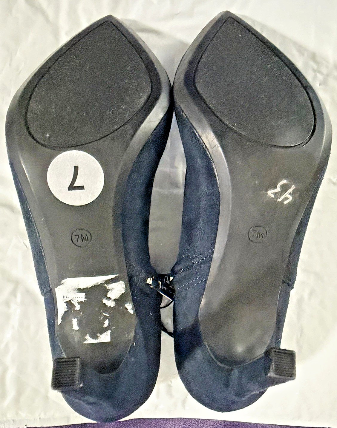 Calvin Klein Kohally-B Women’s Black Pointed Toe Ankle Booties Size 7M NWOB