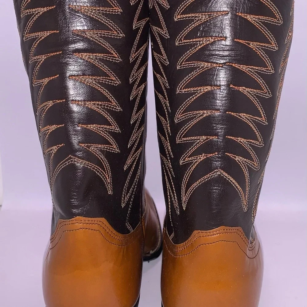 Justin Cowboy boots for women size 7 NEW in Box