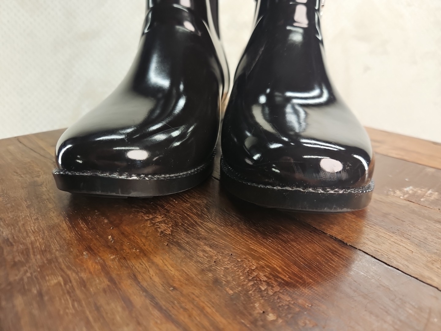 Michael Kors Women’s Size 8 Charm Stretch Calf And Rubber Rain Boots Buckle…