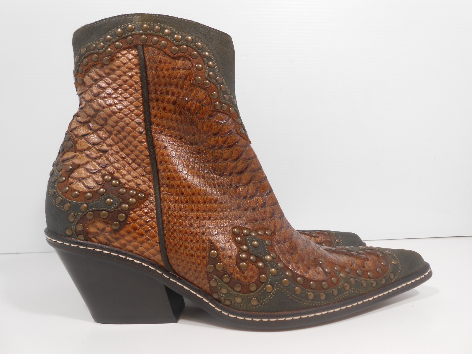 Donald J Pliner Jamie Western Couture Metallic Gator Pointy Toe Boots Italy 8M