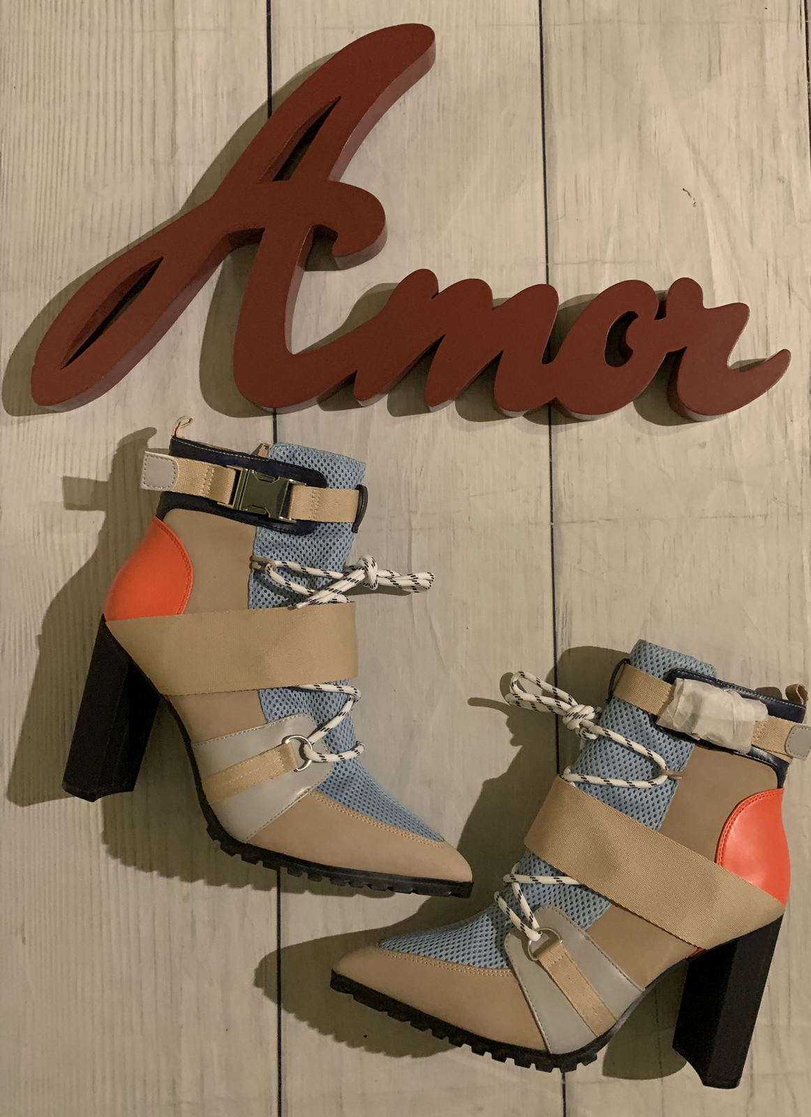 NWOB Steve Madden Size 9.5 Illusion Multicolored Hype Mesh Leather Ankle Booties