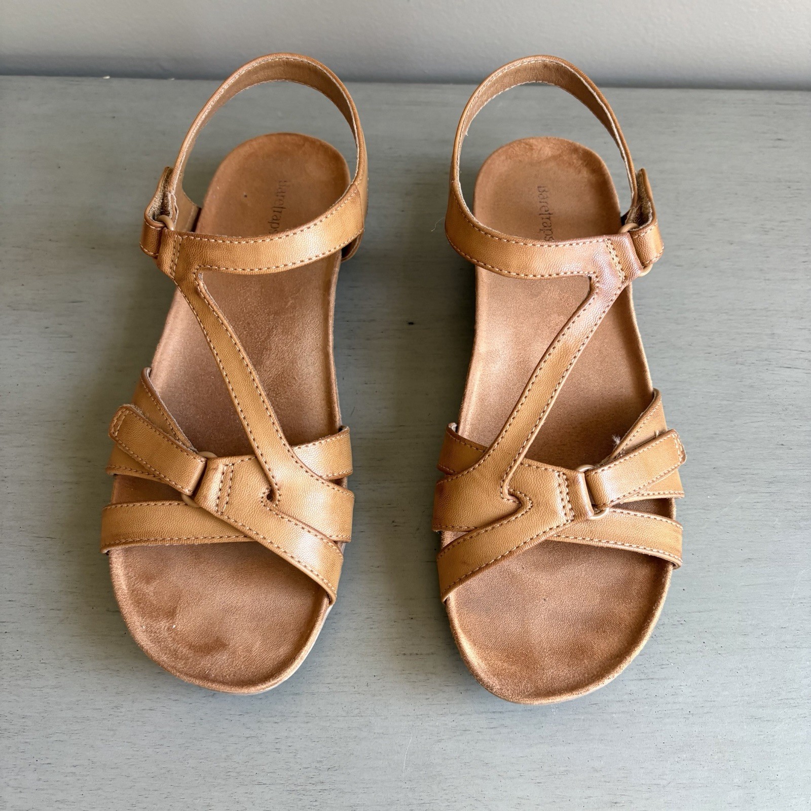 Baretraps Jaxen Tan Strappy Slingback Wedge Sandals Adjustable Women 8 Neutral
