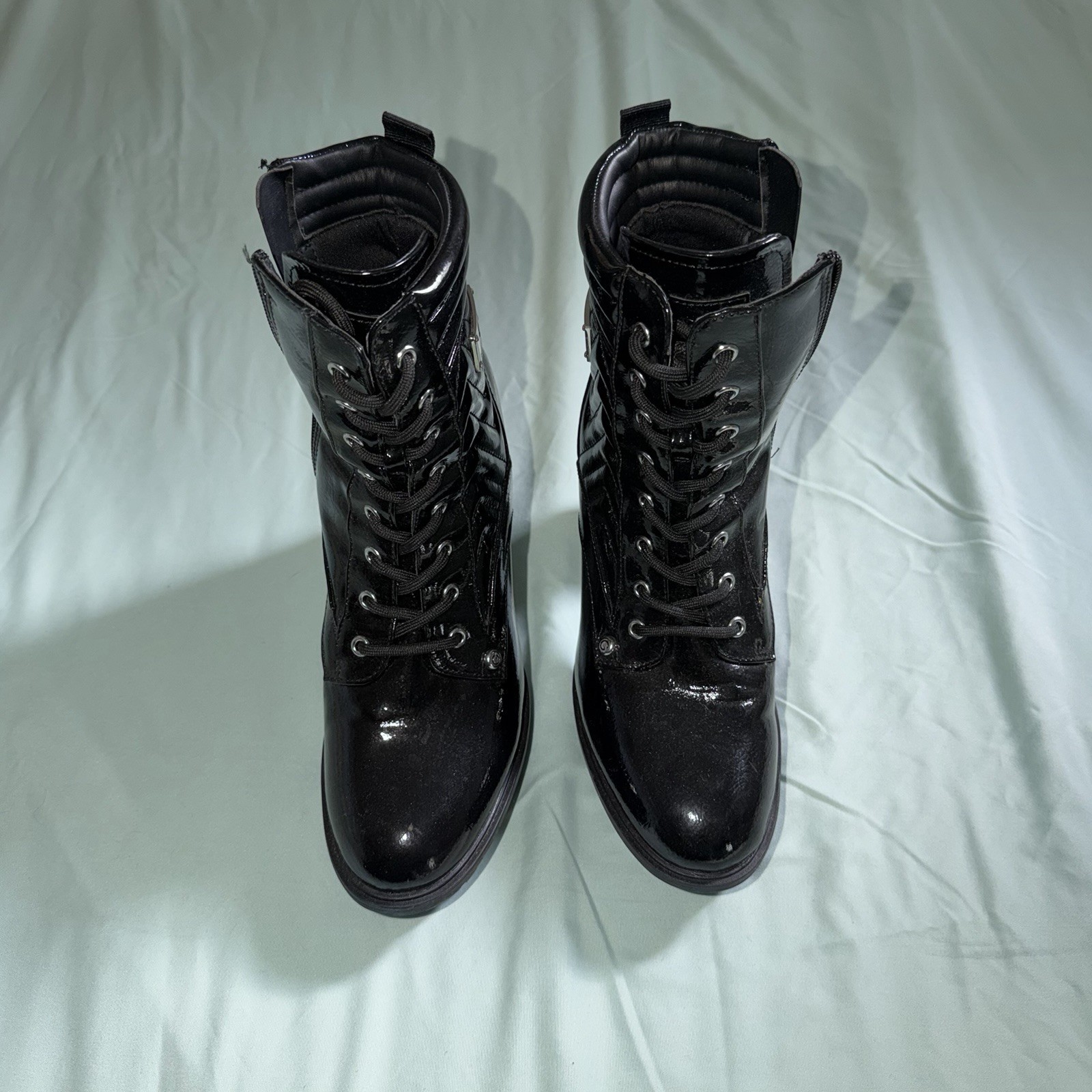 G Women’s Size 8 Black Glossy Combat Ankle Boots Lace Up Zipper