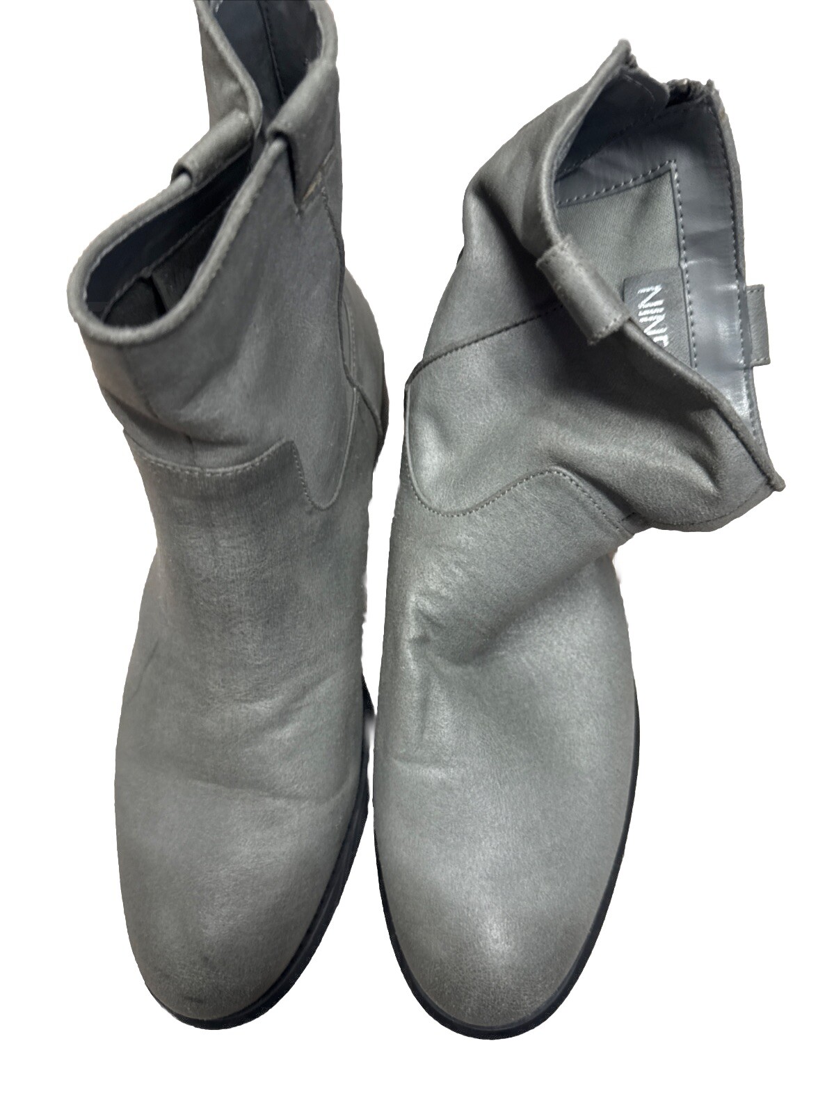 Nine West Solid Gray Size 8.5M Closed Toe Ankle Shaft Zip In Back