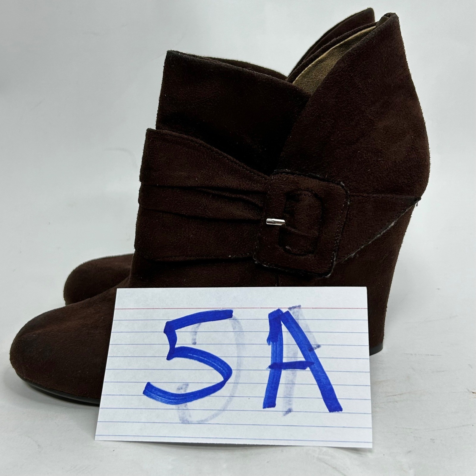 American Eagle Brown Faux Suede Buckle Wrap Ankle Boots Block Heel Womens 8