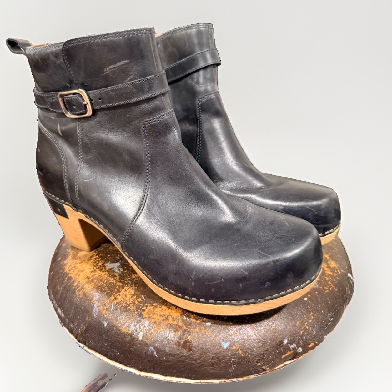 Dansko Anya Clog Ankle Boots Women’s EU 41 / US 10.5-11 Black Leather Jodhpur
