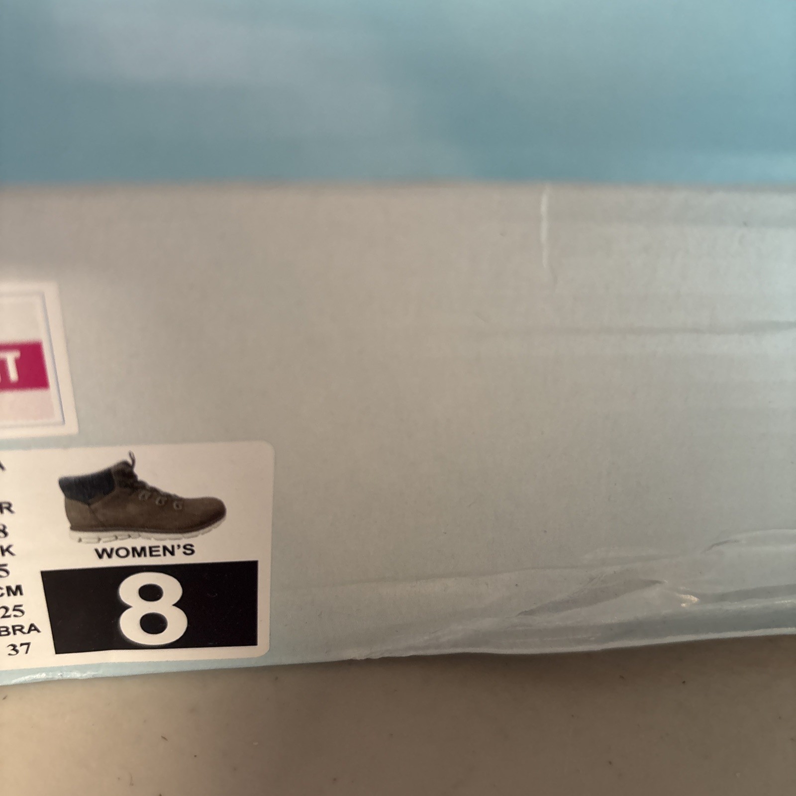 NEW – Skechers Synergy Cold Daze Hiker Boots Women’s Size 8 – Taupe