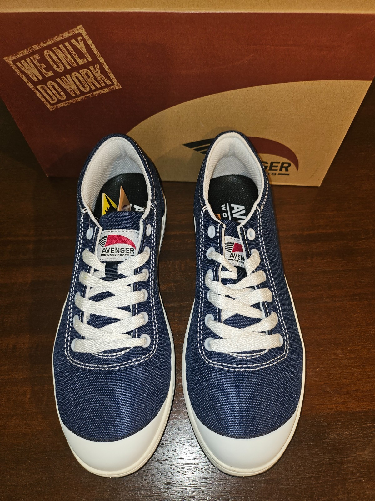 Avenger Womens Blade 7 Wide Safety Toe Slip Resistant Blue Work Shoe 12934 NEW