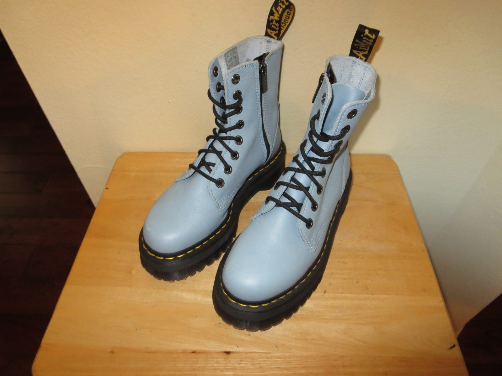 Dr. Martens Jadon III Light Blue Pisa Leather Platform Boots US 7 Men / 8 Women
