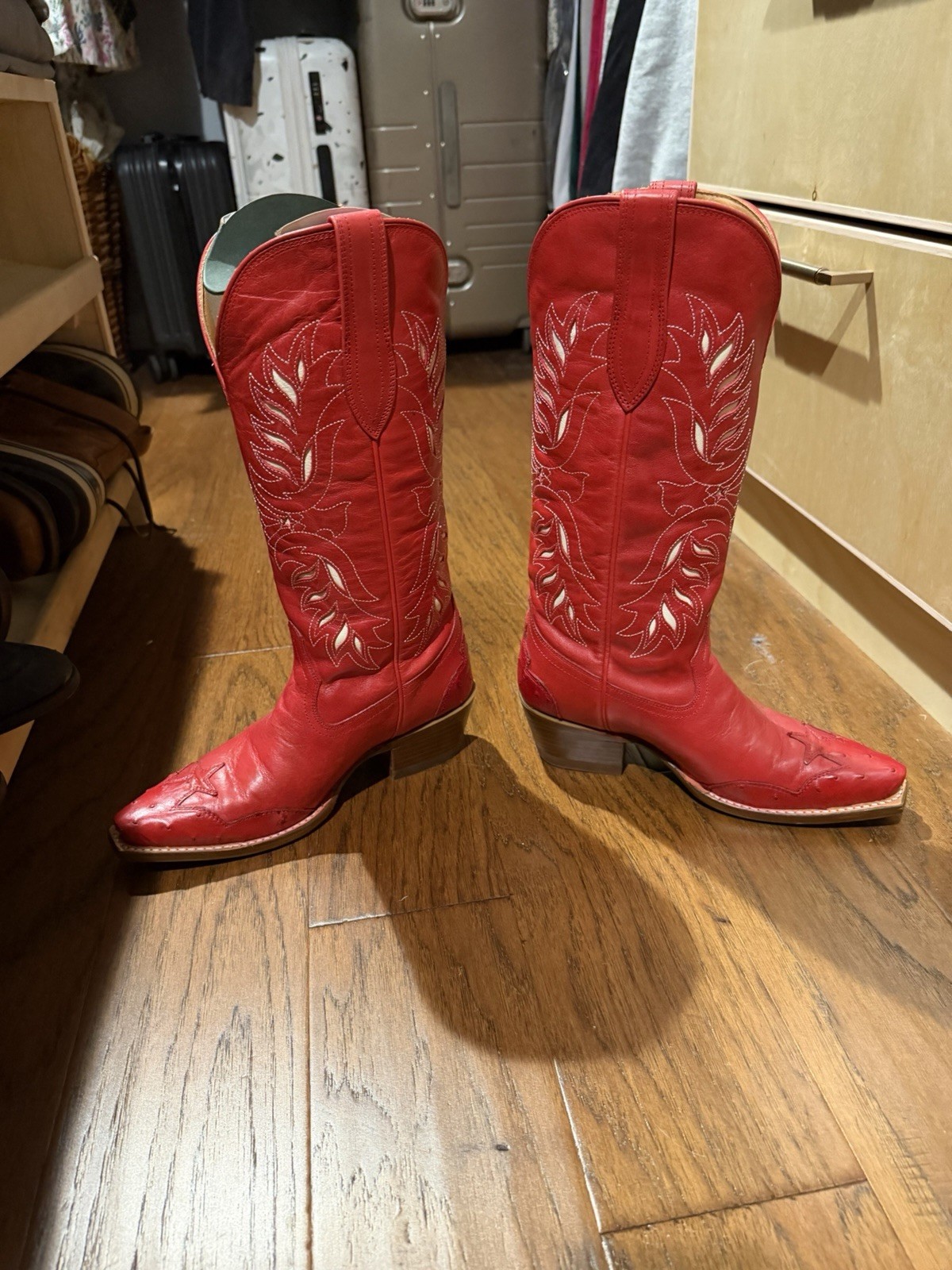 Tecovas Annie Eagle Barn Red Sz 7