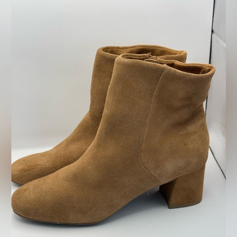 Blondo Etana Waterproof Block Heel Bootie Waterproof Size 9 Taupe Suede