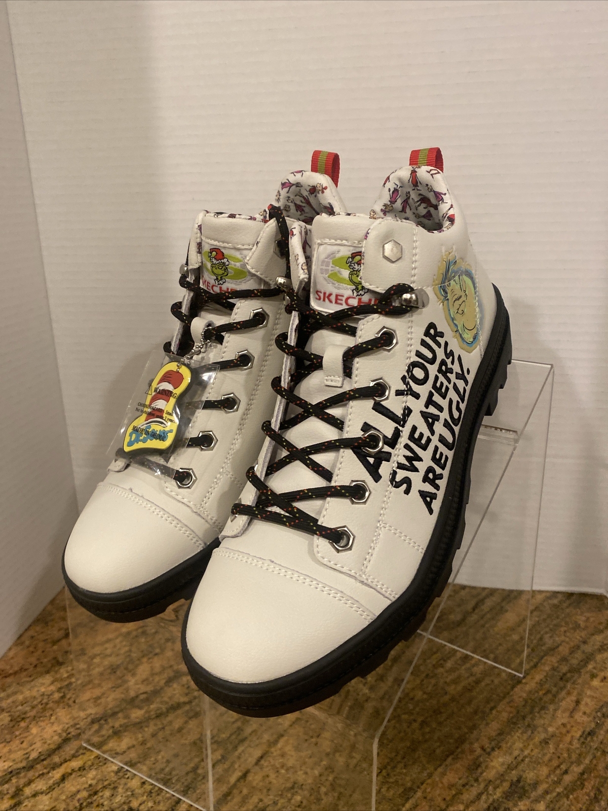 Skechers x Dr. Seuss The Grinch Roadies Boots Size 9 Womens White Ugly Sweaters