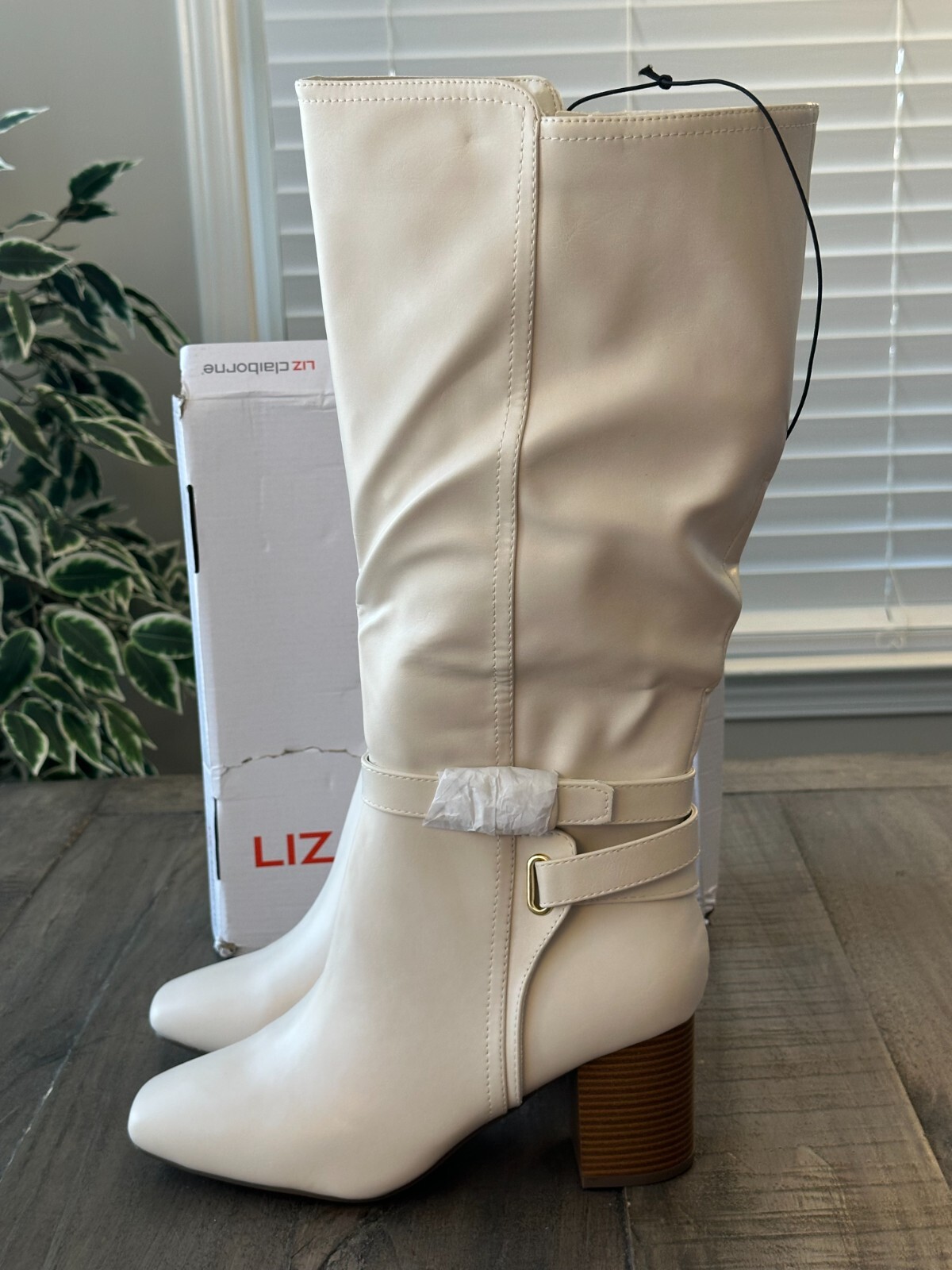 Liz Claiborne Women’s US 9W LC Hemlock Block Heel Cream Riding Boots *DamagedBox