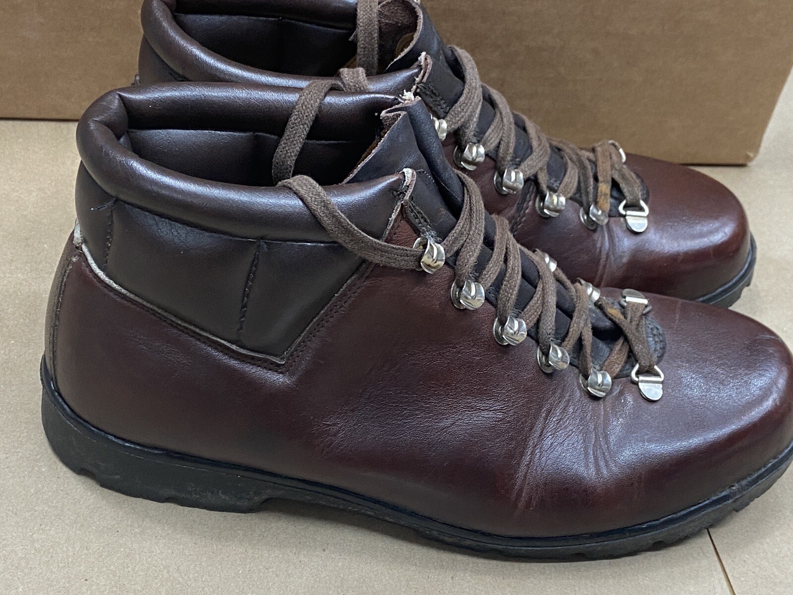 James Boylan Leather Walking Hiking Boot Vibrom Sz 38 activewear