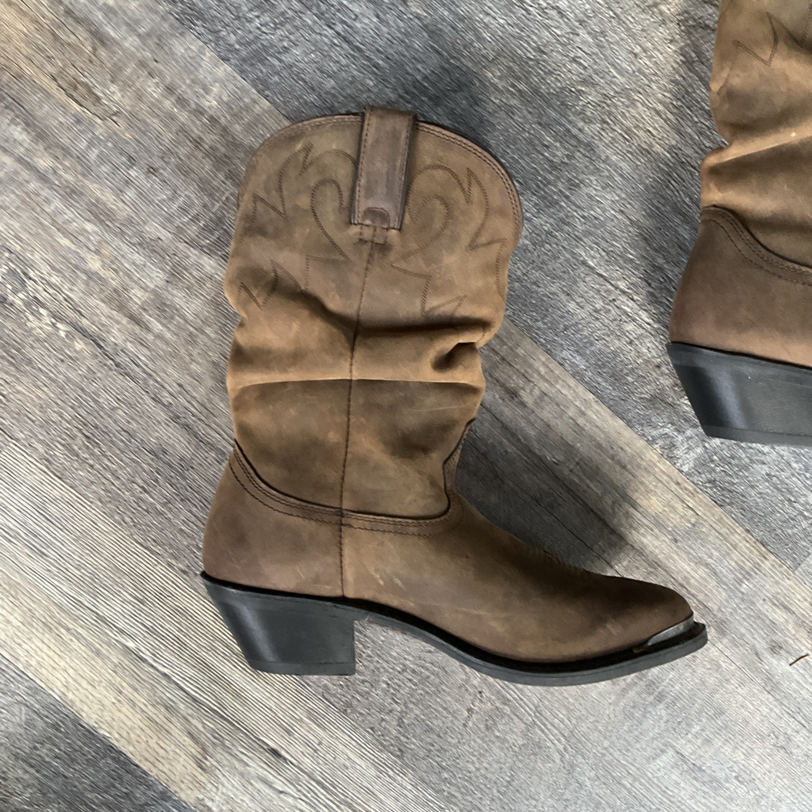 Durango RD542 Women’s size 8.5 M 11″ Slouch Western Boot Distressed Tan Cowgirl