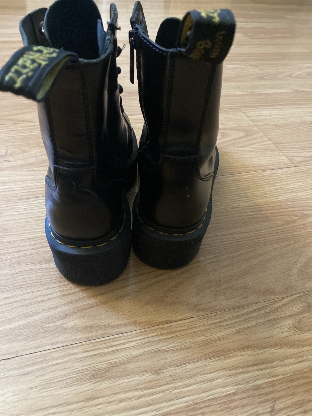 Dr. Martens Women’s Jadon Platform Boots Size 6